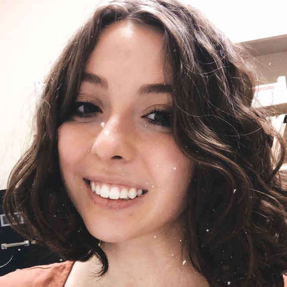 Meet your Posher, Maggie - Picture 1 of 1